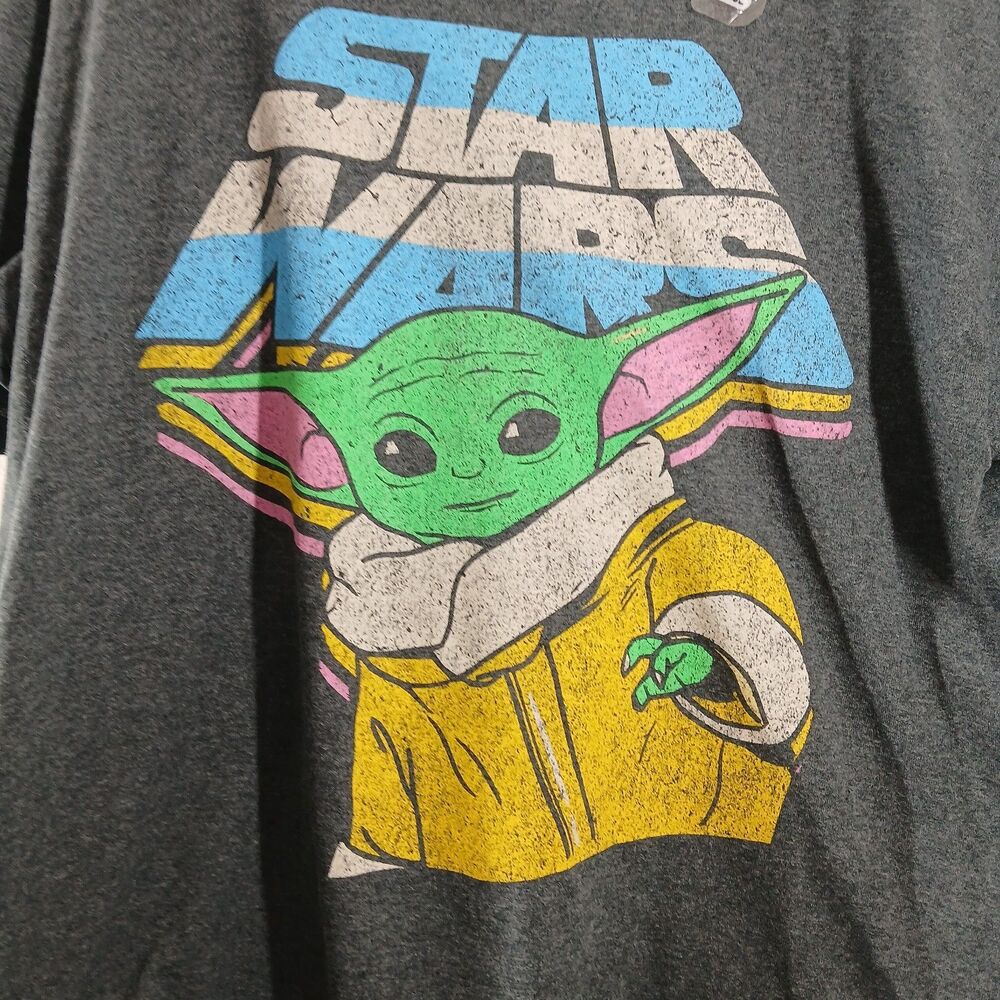 Star Wars The Mandalorian Baby Yoda Grogu The Child Graphic Tee T-Shirt Large - Picture 2 of 8